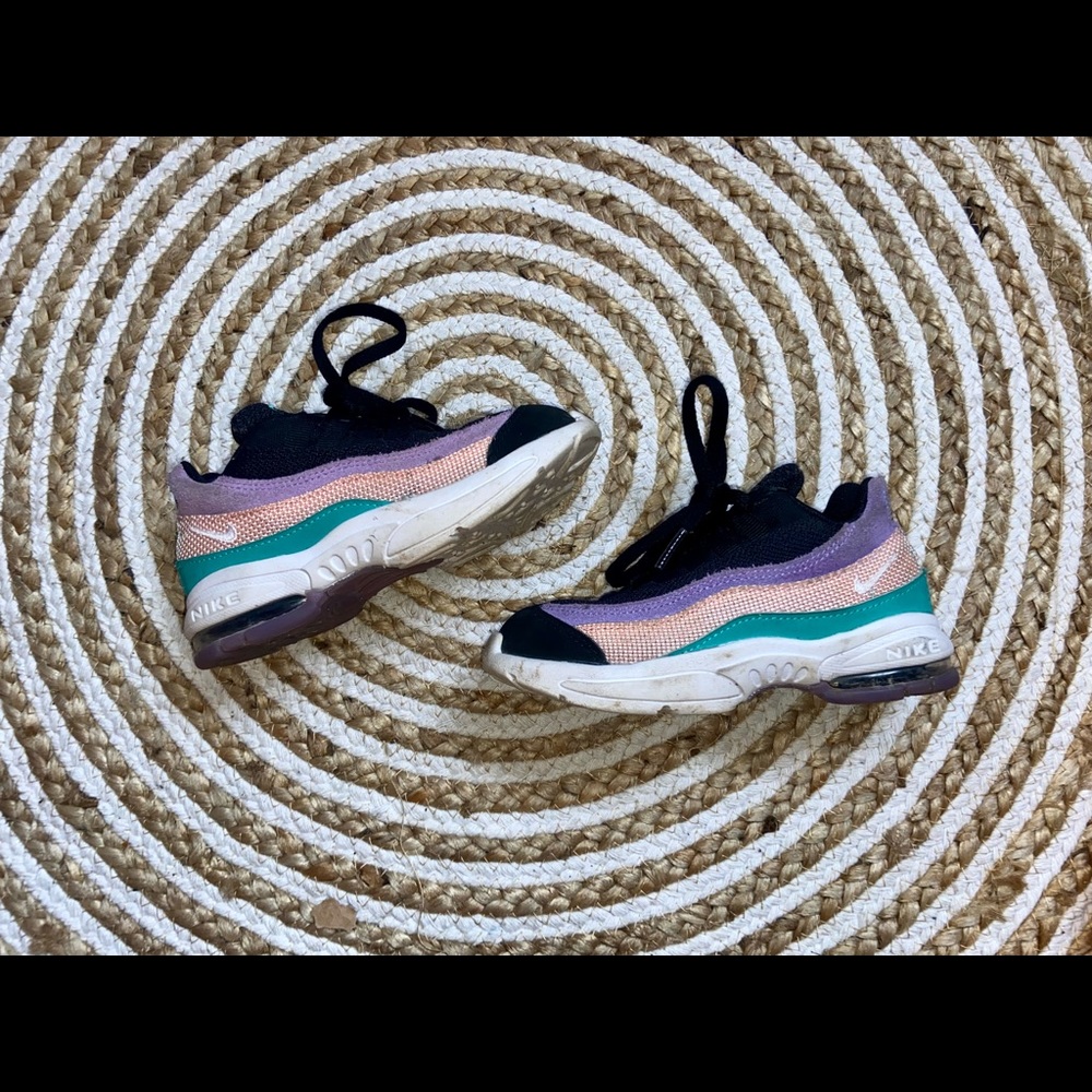 Nike Air Max Black Hyper Jade Sneakers